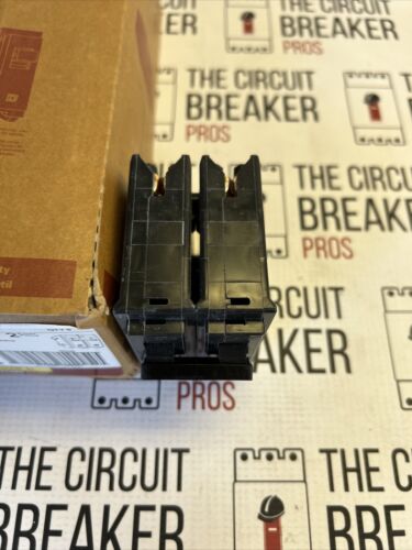 New Square D Hom230 Homeline 2P 30 Amp120/240 Volts Circuit Breaker Wrnty