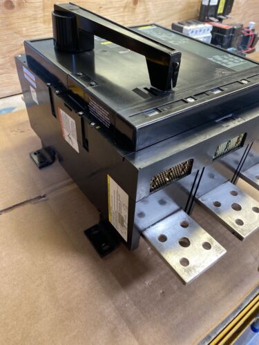 SQUARE D CIRCUIT BREAKER PHF361600A680 1600A Reconditioned 2000amp frame