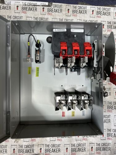 Siemens SLVBH3630G Fusible Switch Plug In Bus Plug 100A 600 VAC 3Ph 3W SLVBH New