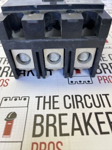 New Open Box EATON CC3200(Yj) 200 Amp 240V 3 Pole Circuit Breaker 1yr Warranty