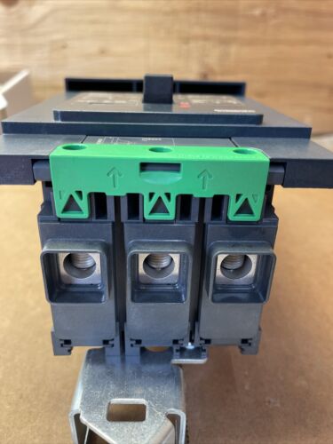 SQUARE D BDA34020Y 20a 480v 18k@480v New Surplus