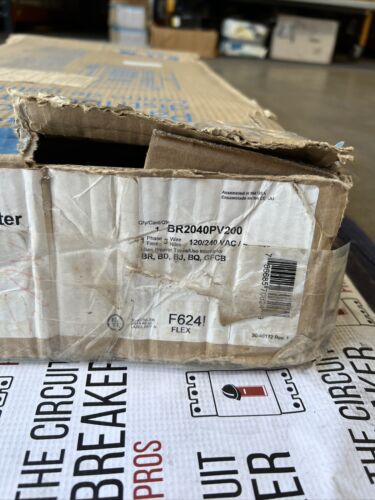 Eaton 200A Main Breaker Load Center Interruptor Principal 120/240V BR2040PV200
