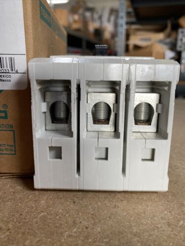 LGB3B100B SIEMENS 3 POLE 100AMP 480VAC CIRCUIT BREAKER NEW