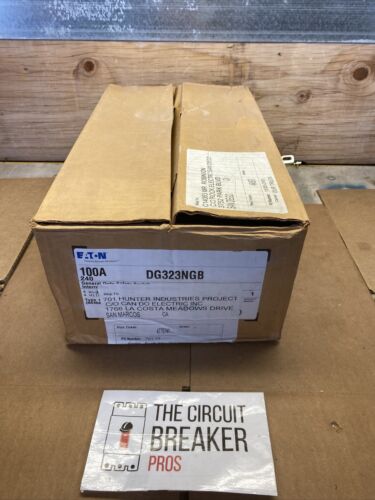 NEW EATON 100 AMP FUSIBLE SAFETY SWITCH 240 VAC NEMA 1 INDOOR 4 WIRE DG323NGB