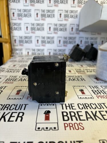 SCHNEIDER ELECTRIC QOB2201201 Auxiliary New Surplus