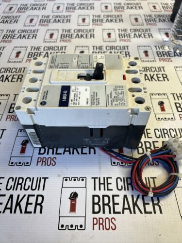 140U-I3C3-C15 Allen Bradley Circuit Breaker W/ 140UIEA1L AUX SWITCH WRNTY