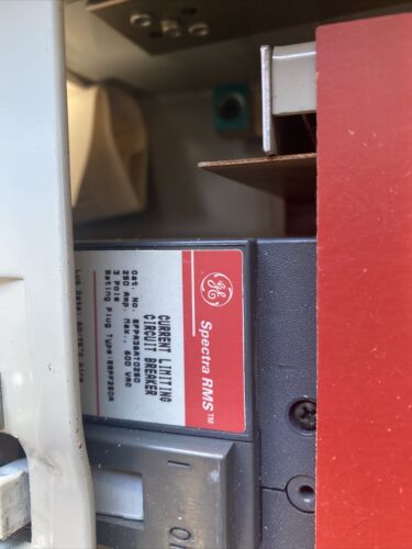 New SB322SFP GE 225 amp 600v Breaker Type Bus Plug Spectra SB 250A Flex A Plug 