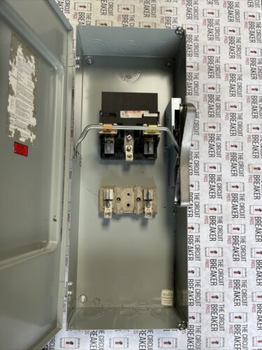 NEW ITE SIEMENS SN324 ENCLOSED SWITCH HEAVY DUTY 200 AMP 240 VAC 1 PH SERIES A