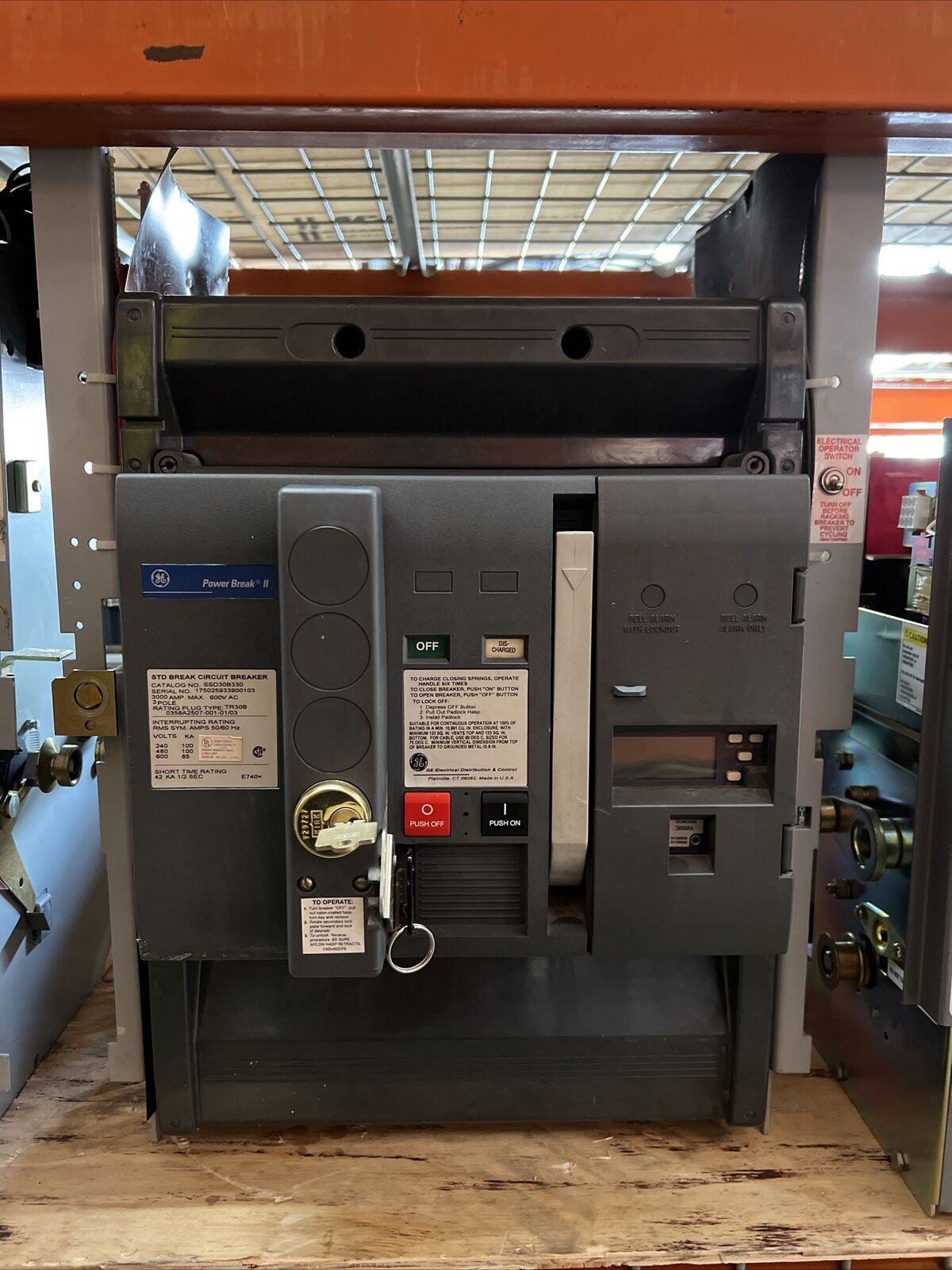 General Electric | SSD30B3000 | 3000 Amp | 600 Volt | 3 Pole | Circuit Breaker |