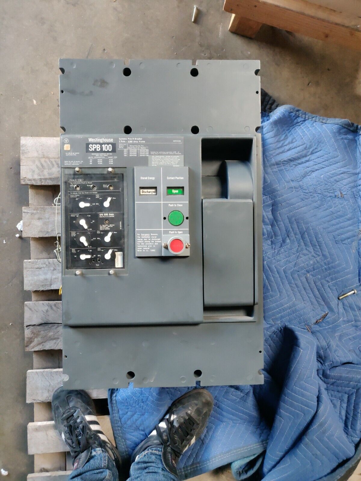 Westinghouse SPB100 3000A 3p 600V Pow-R-Way Breaker EO/DO Pow-R-Trip 7 LSIG