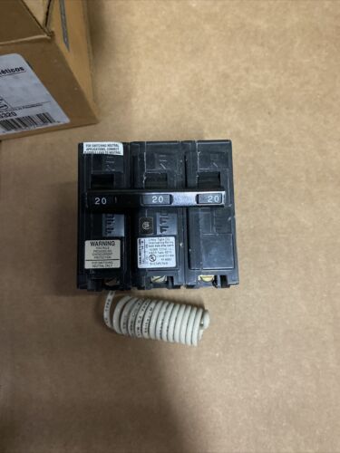 NEW Siemens Circuit Breaker QG320 20Amp 3 Poles 120/240vAC