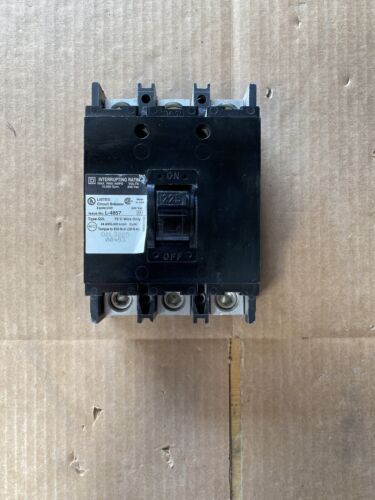 SQUARE D Q2L3225   225A  3P  240VA CIRCUIT BREAKER (BOX#50)