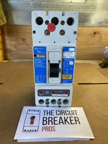 EATON CUTLER HAMMER JD3150 CA02T26 Breaker with aux and uvr