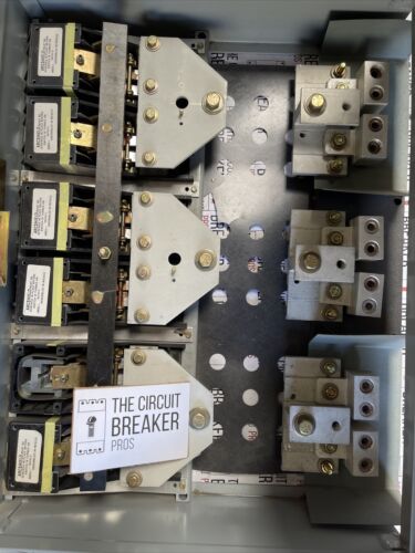 THFP367 General Electric QMR Fusible Disconnect Panel Switch