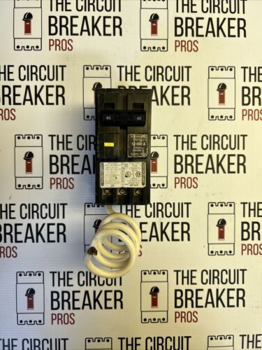 Square D HOM240GFI 40A Plug in Circuit Breaker Recon WRNTY