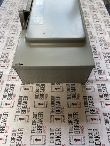 NEW ITE SIEMENS SN324 ENCLOSED SWITCH HEAVY DUTY 200 AMP 240 VAC 1 PH SERIES A