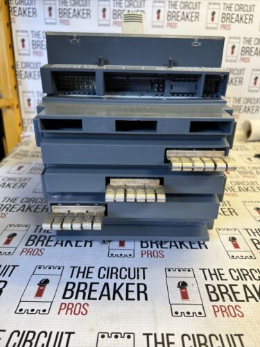 ABB -GE XT7HU310dpyw94gxxx XT7H1000 1000amp 3P EKIP TOUCH LSI NEW NO BOX