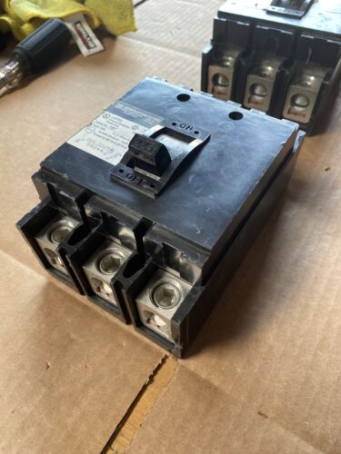 SQUARE D Q2L3225H CIRCUIT BREAKER 225AMP 3-POLE 240VAC - NEW