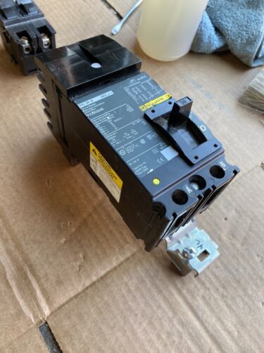 SQUARE D FH26030AB 2P 30A 600V CIRCUIT BREAKER