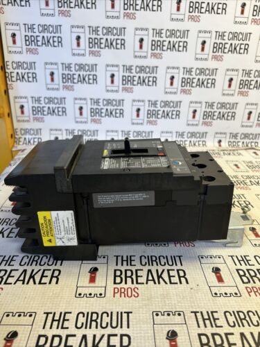 JJA36225  SQUARE D MLD CASE CIRCUIT BREAKER 225 AMP 3 POLE 600 VAC NEW Surplus