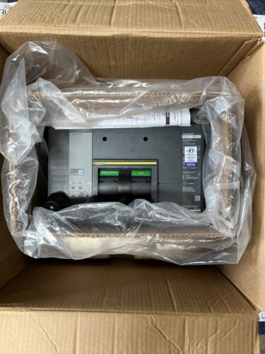 SCHNEIDER ELECTRIC RGF36200CU33A  NEW IN BOX 1YR WRNTY