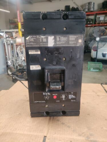 WESTINGHOUSE MC MC3800F 3 P 600 A 600V BREAKER W/ SHUNT MC3600F