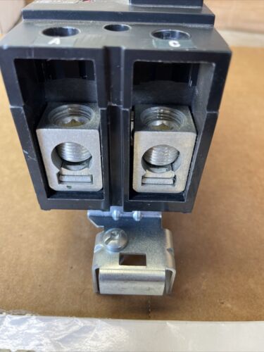 New Square D QGA221752  2p 175a 240v @65k Circuit Breaker A&C Connection Phases